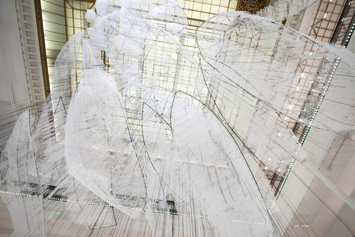 where_are_we_going__installation_de_chiharu_shiota_au_bon_march____rive_gauche__copyright_gabriel_de_la_chapelle__1__jpg_6287_jpeg_6946-jpeg_north_1160x_white
